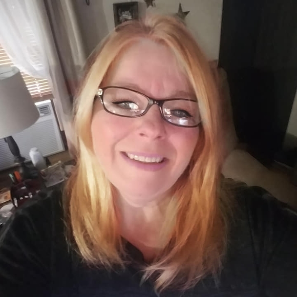 Meet your Posher, Cheryl - Picture 1 of 1